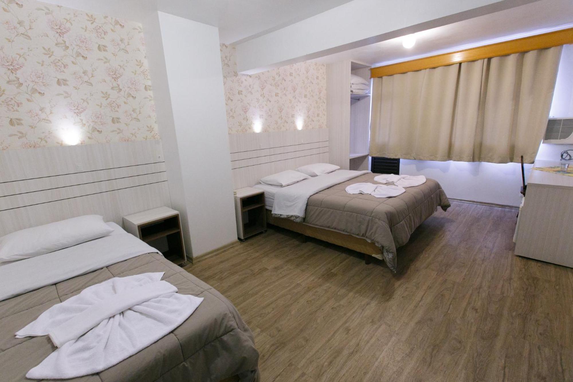 Triple Room,641771136:JPEG