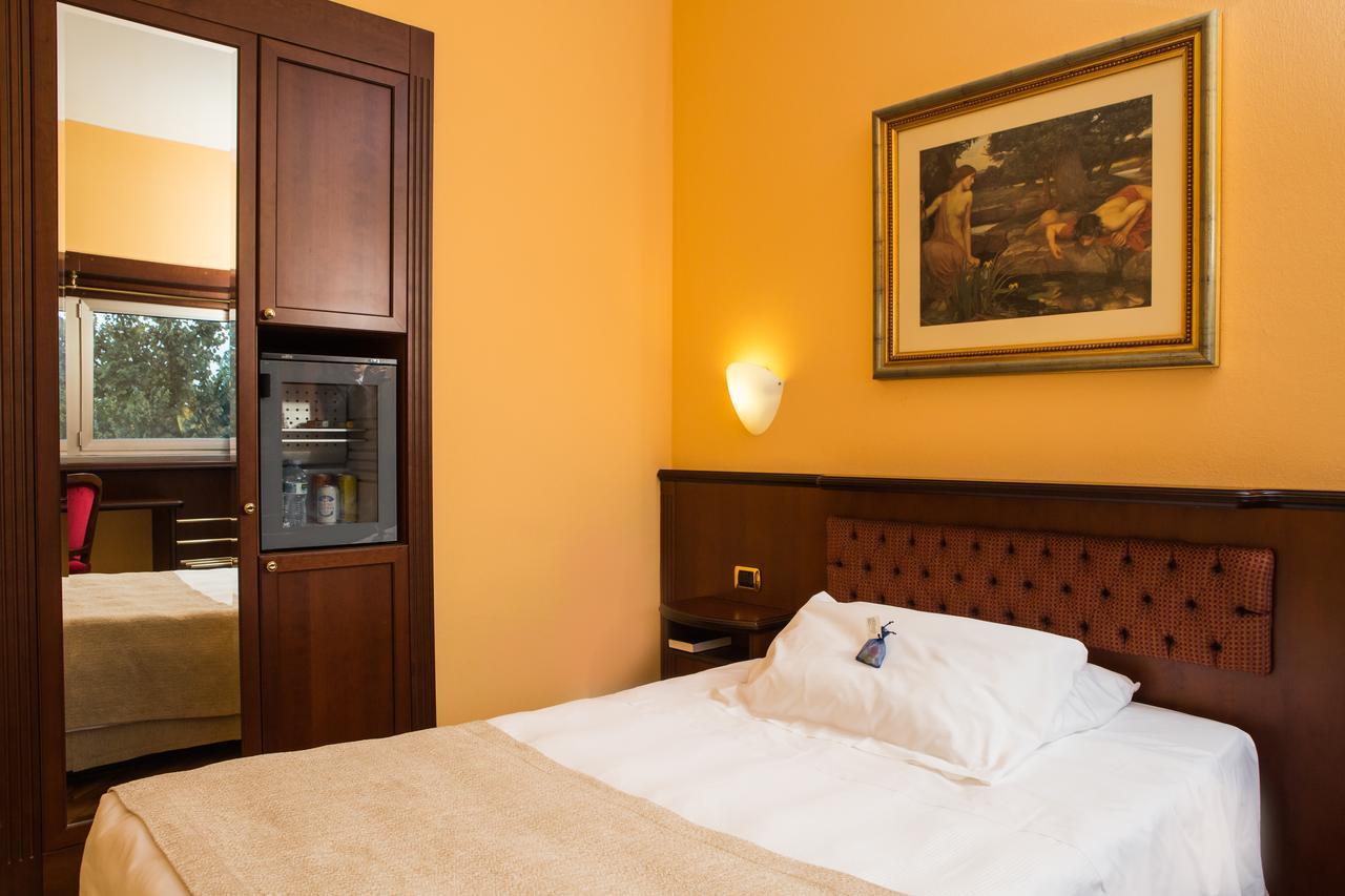 Superior Single Room,724288948:JPEG