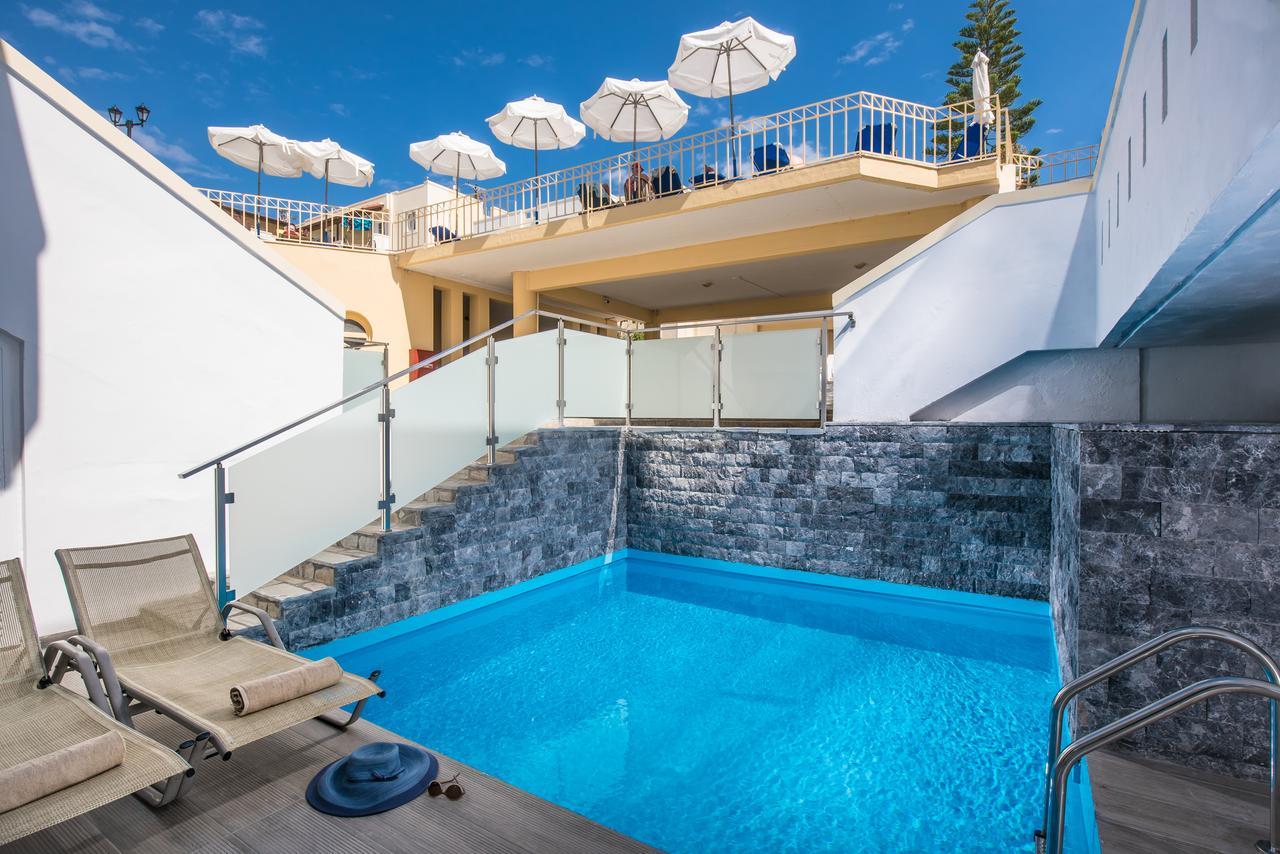 Double Room-Ground Floor Shared Pool