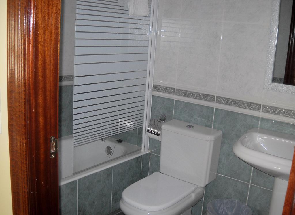 Twin Room,403191180:JPEG