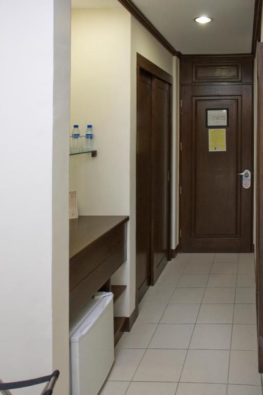 Queen Room Two Queen Beds Hearing Access or Non-Smoking,64265083: