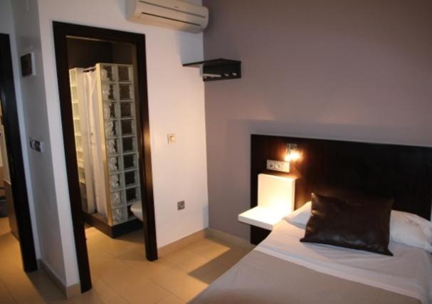 Single Room,565491432:JPEG