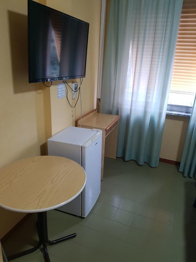 Economy Triple Room