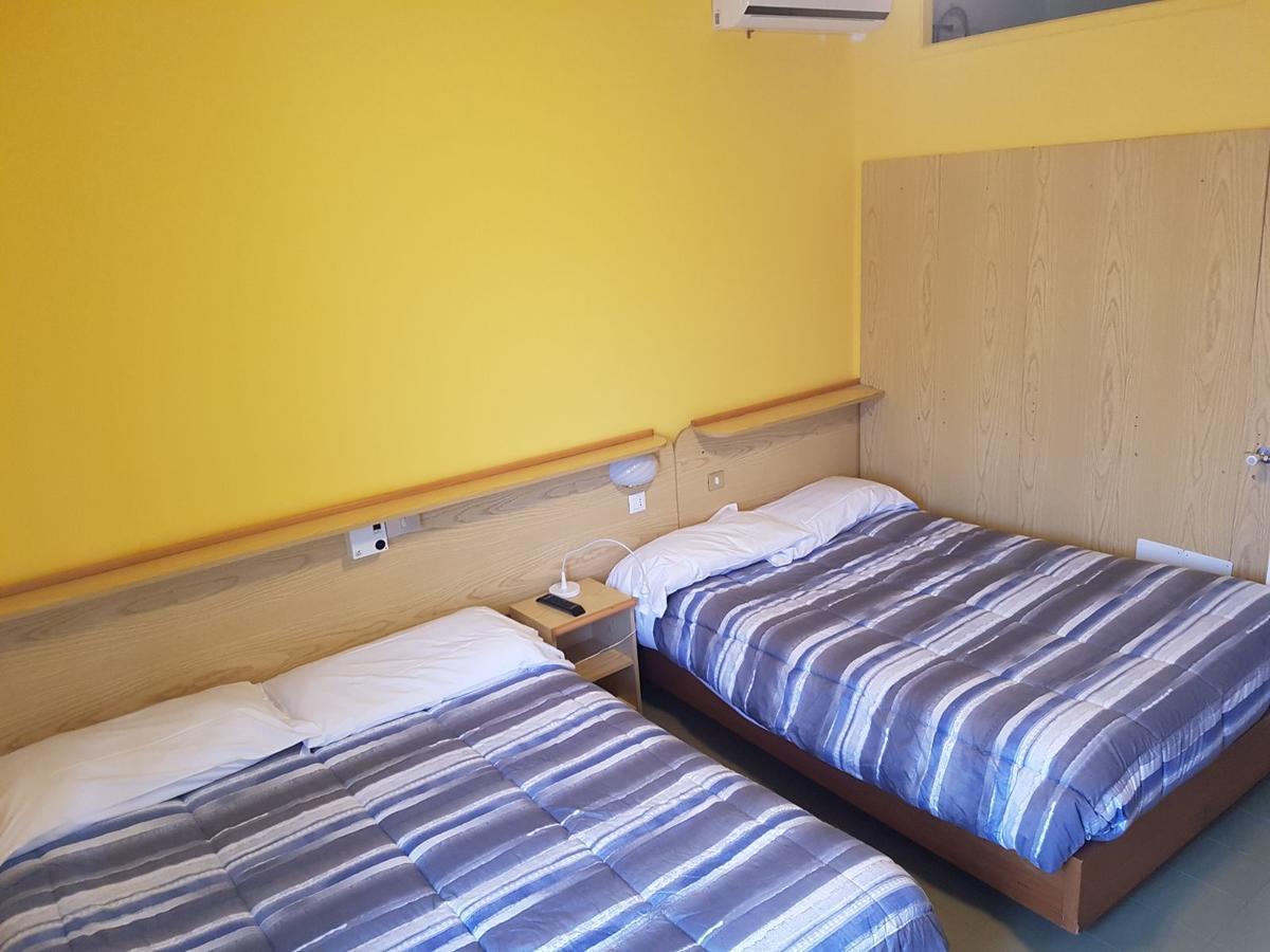 Economy Triple Room