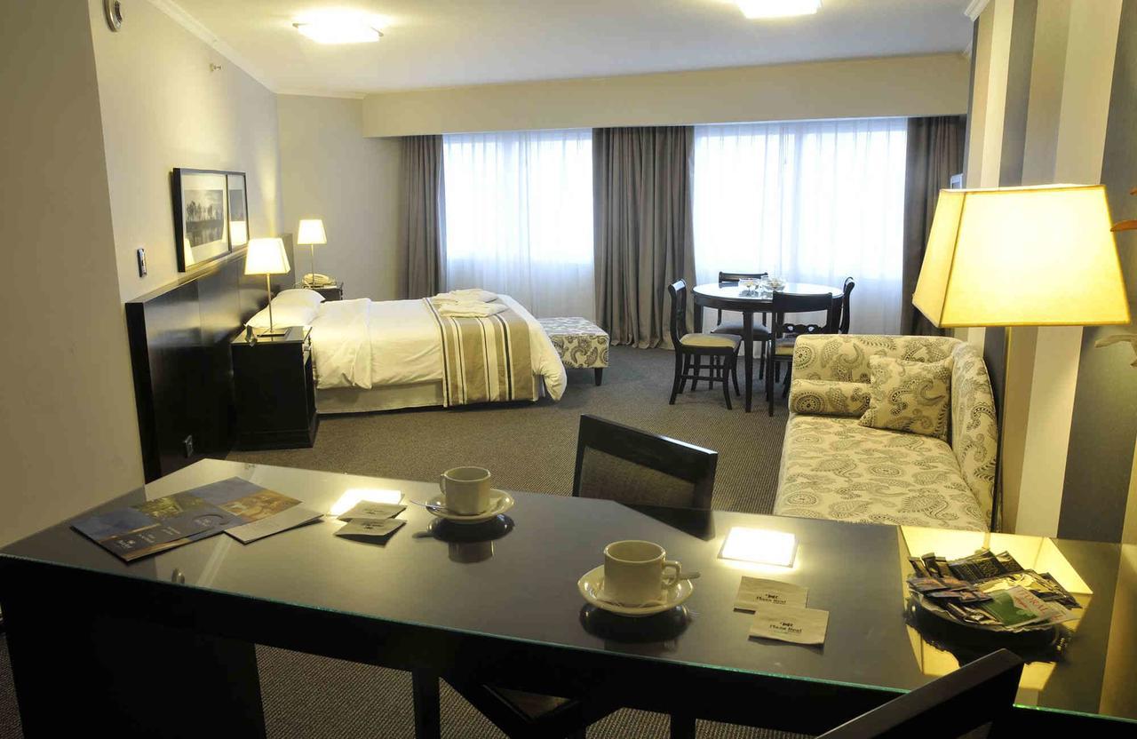 Deluxe Room,1212321445:JPEG