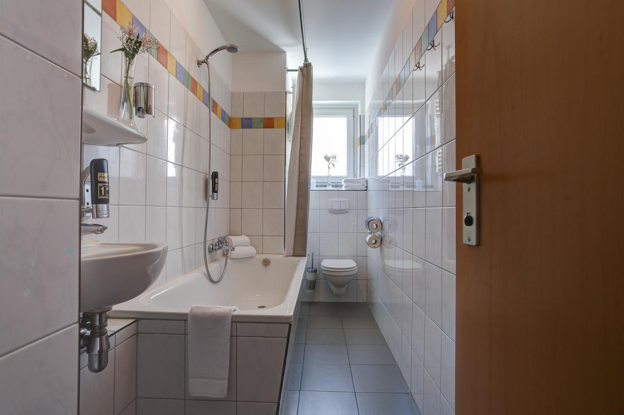 Standard Double Room Shared Kitchen