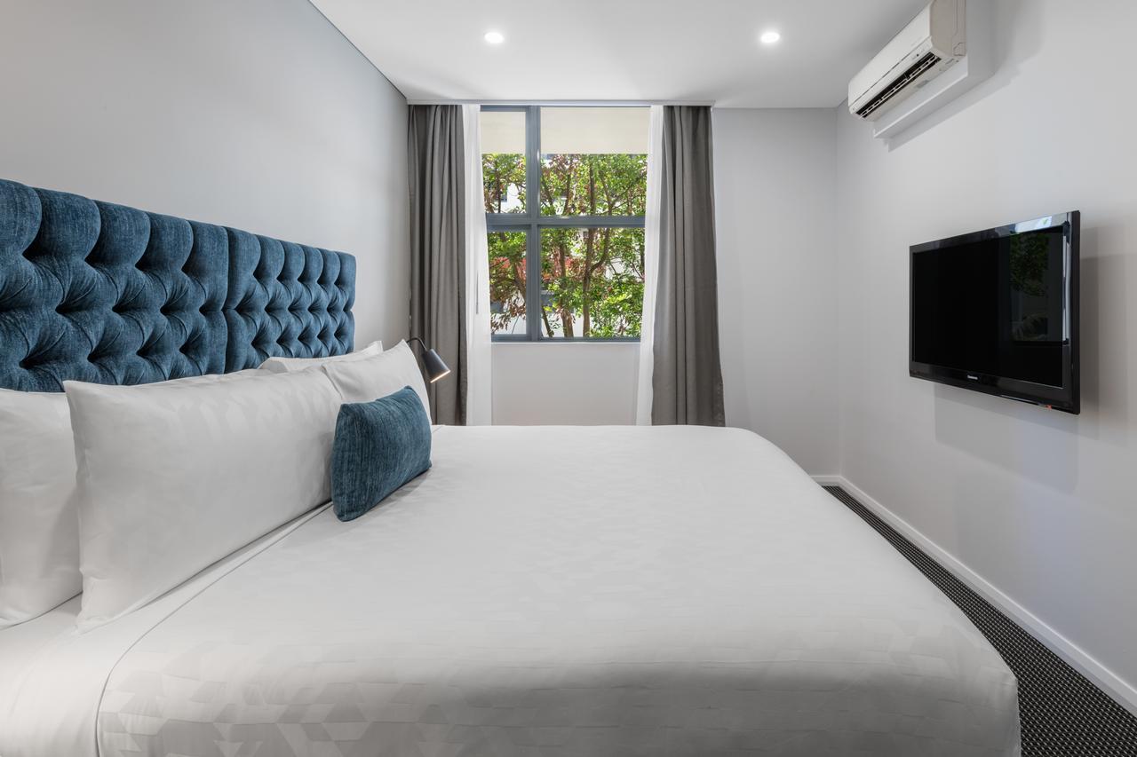 One Bedroom Suite,642382749:JPEG