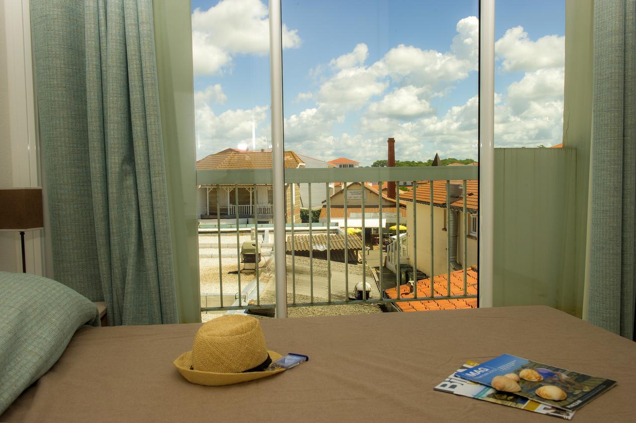 One-Bedroom Apartment,1554129793:JPEG