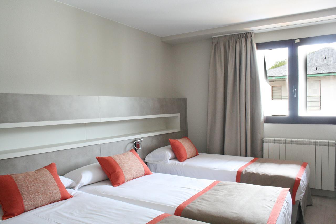 Double Room Cycling