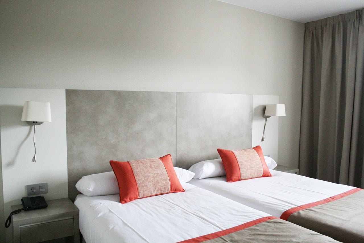 Double Room Cycling