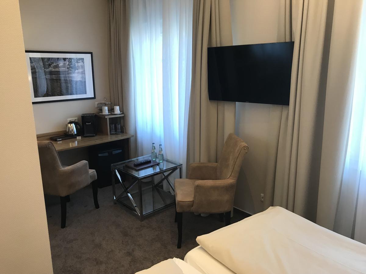Double Room,1040573260:JPEG