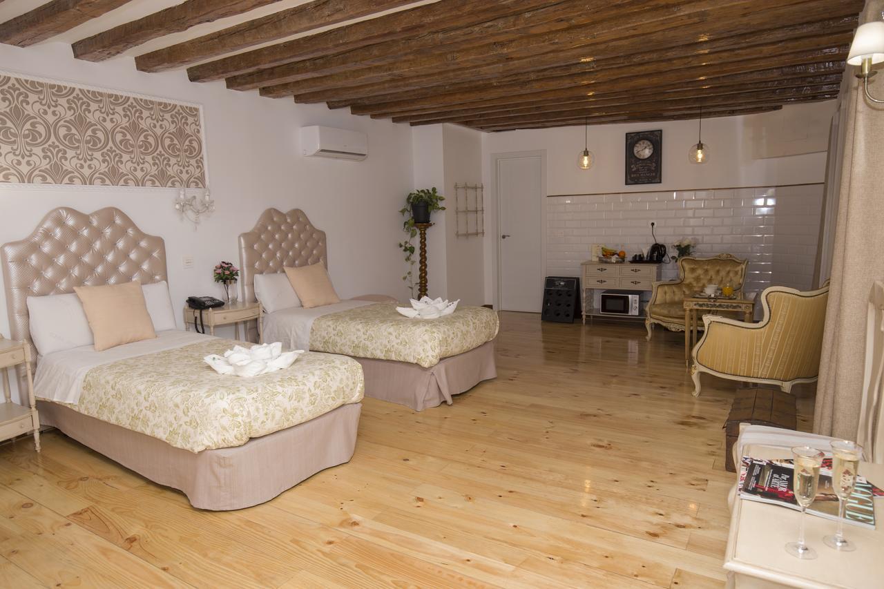 Interior twin room