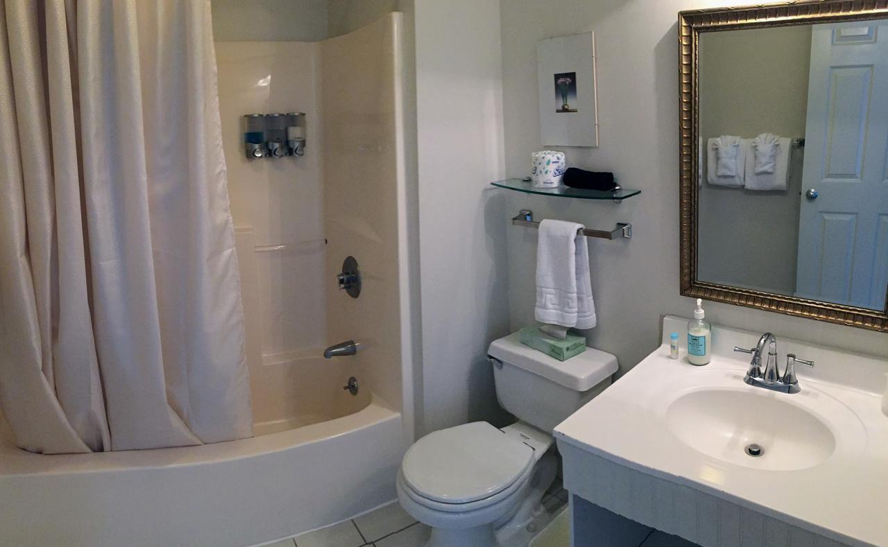 Standard Queen Room,643336656:JPEG