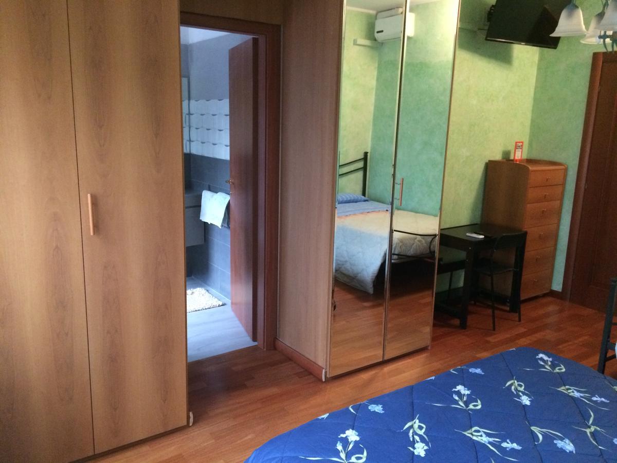 Triple Room Private Bathroom
