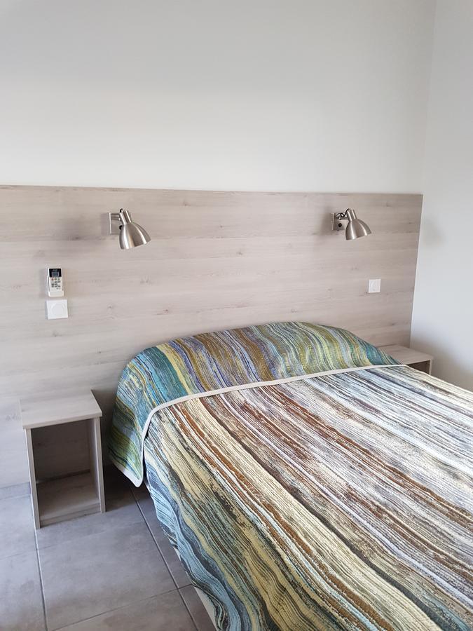 Superior Double Room with Air conditioning and Shared Terrace,643668825:JPEG
