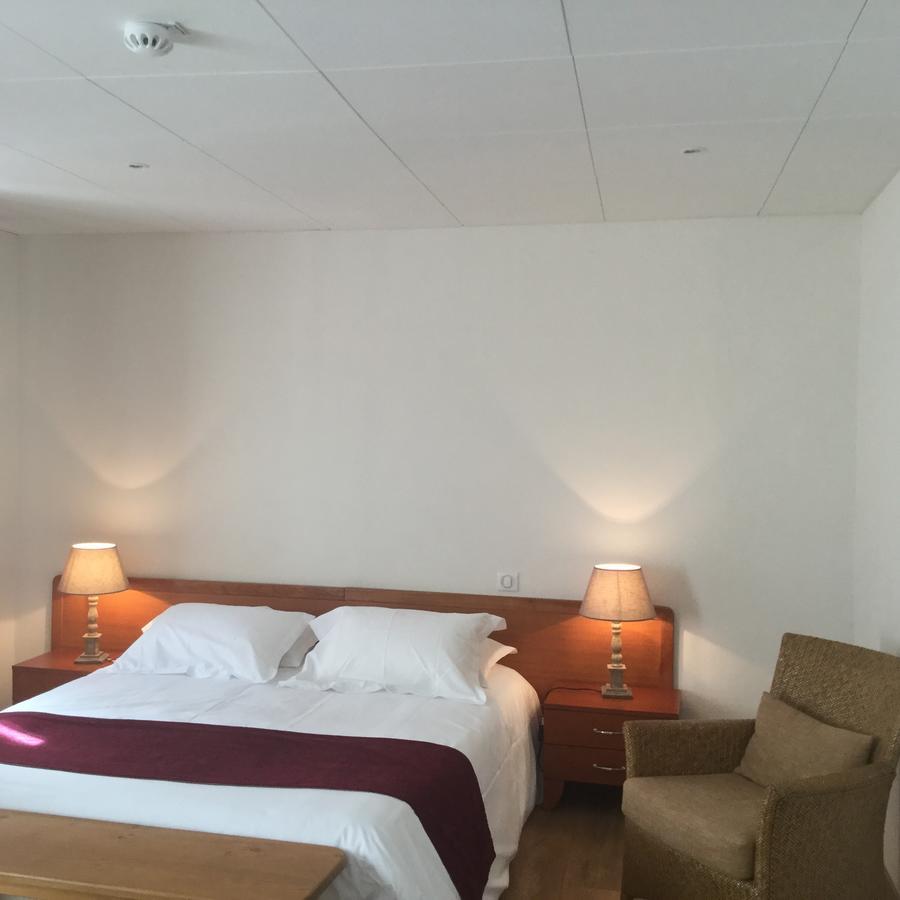 Standard Double Room,643733769:JPEG