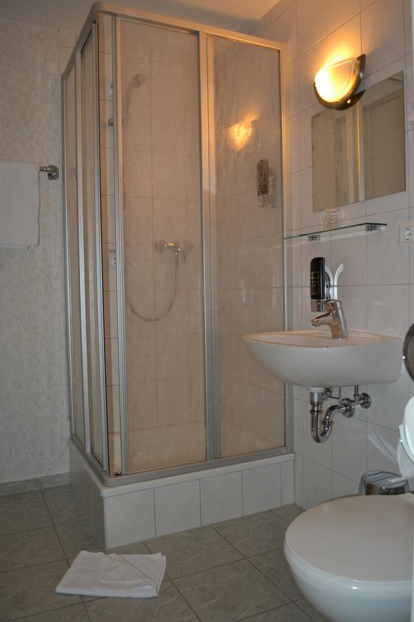 Single Room Standard