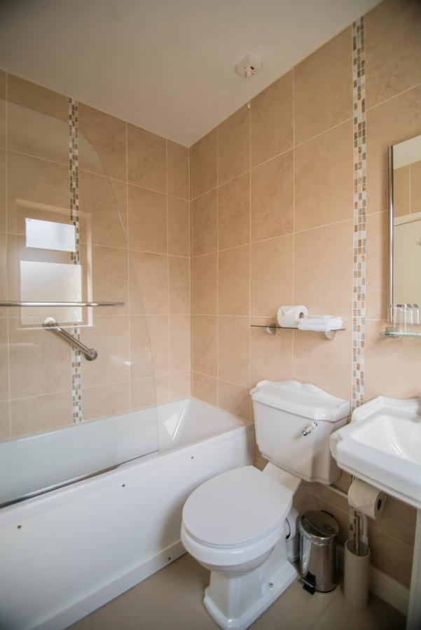 Deluxe Family Suite