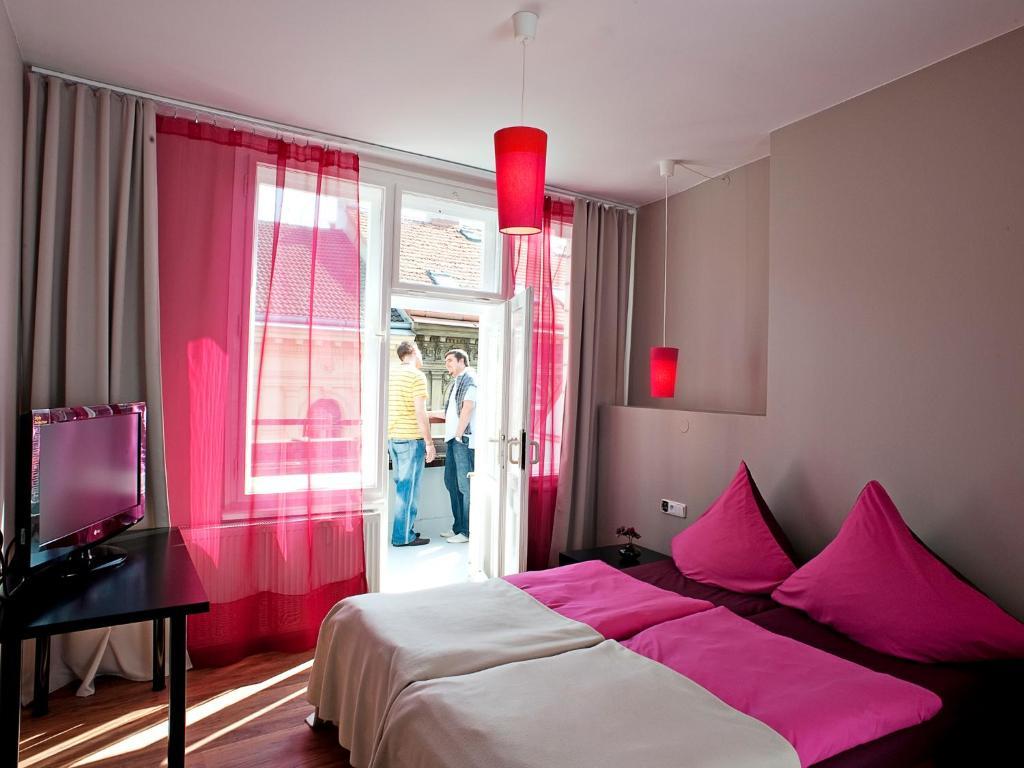 Double or Twin Room Balcony