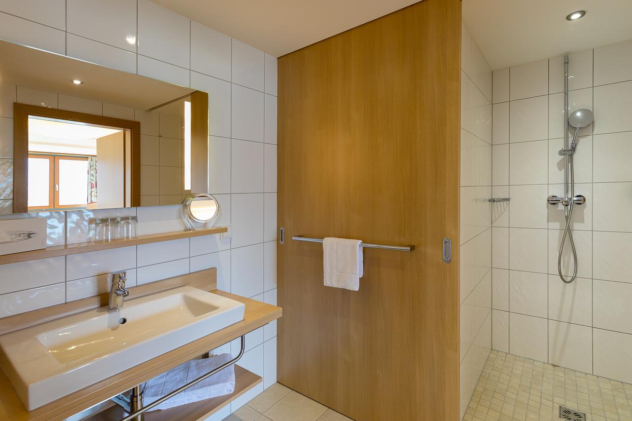 Superior One-Bedroom Apartment
