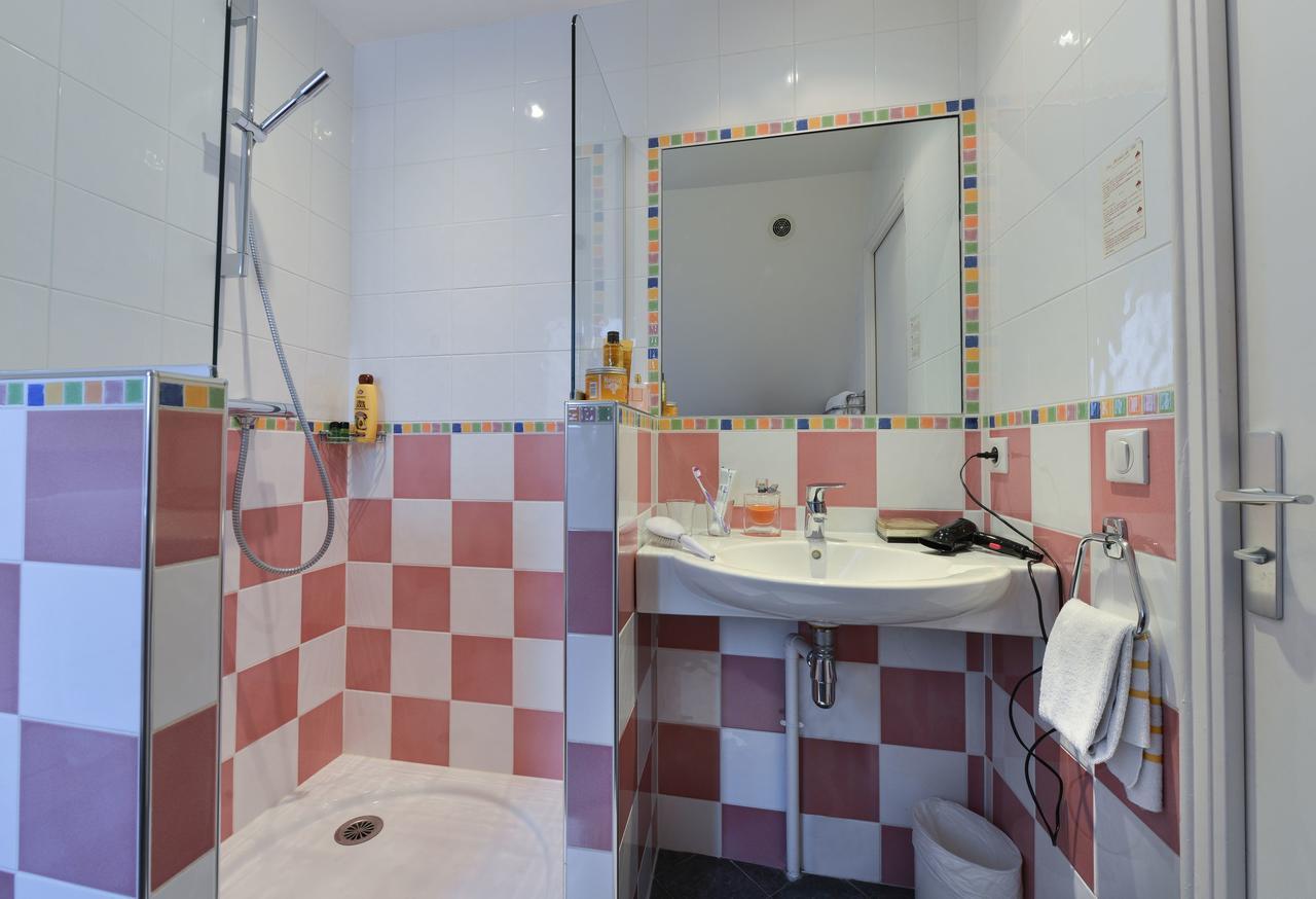 Single Room,644221683:JPEG