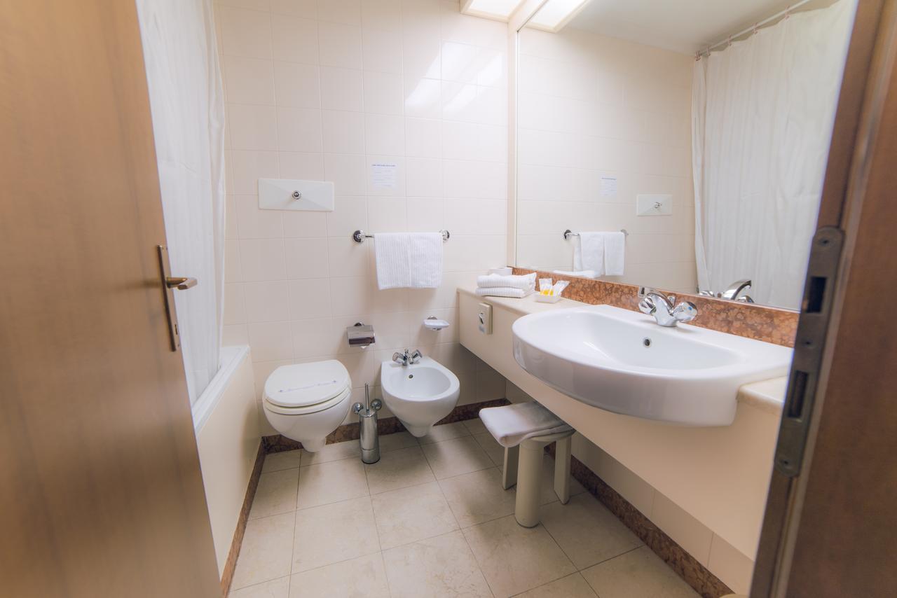 Double Room,644392254:JPEG