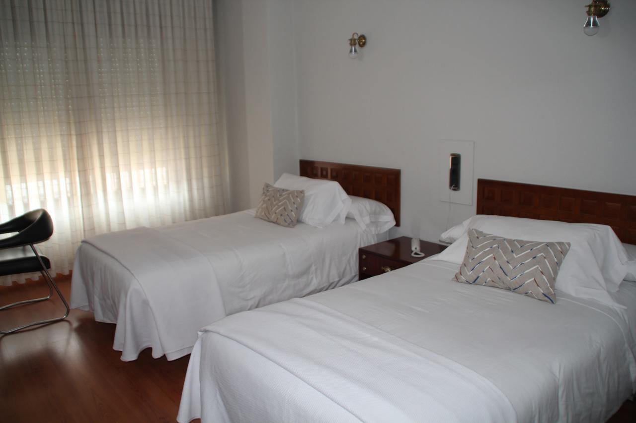 Standard Triple Room,1402039121:JPEG