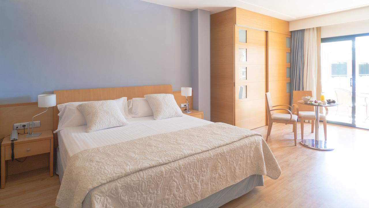 Triple Room,644562252:JPEG