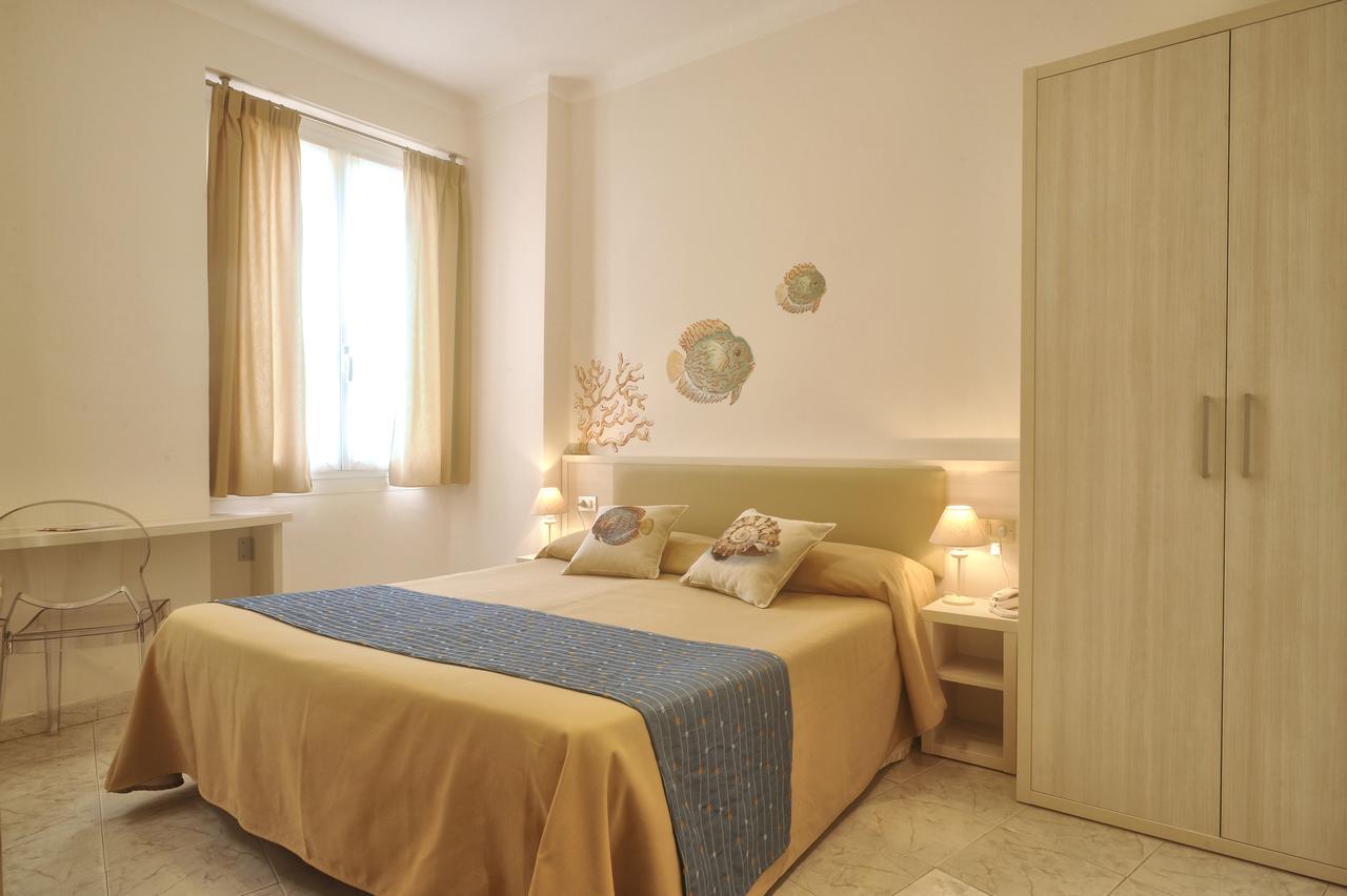 Double or Twin Room Courtyard View