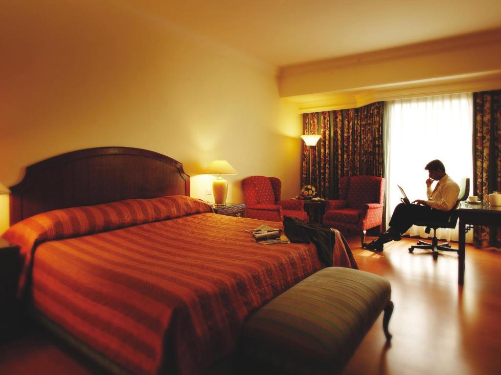 Lalit Club Room Twin Bed on Session on Spa Complimentary Airport Drop to T1 & T2 Enjoy Happy Hours 11 on Beverages