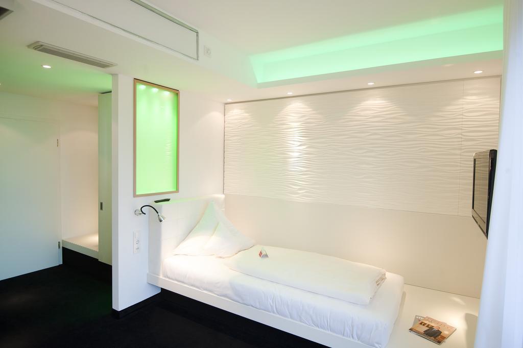 Superior Single Room,570308802:JPEG