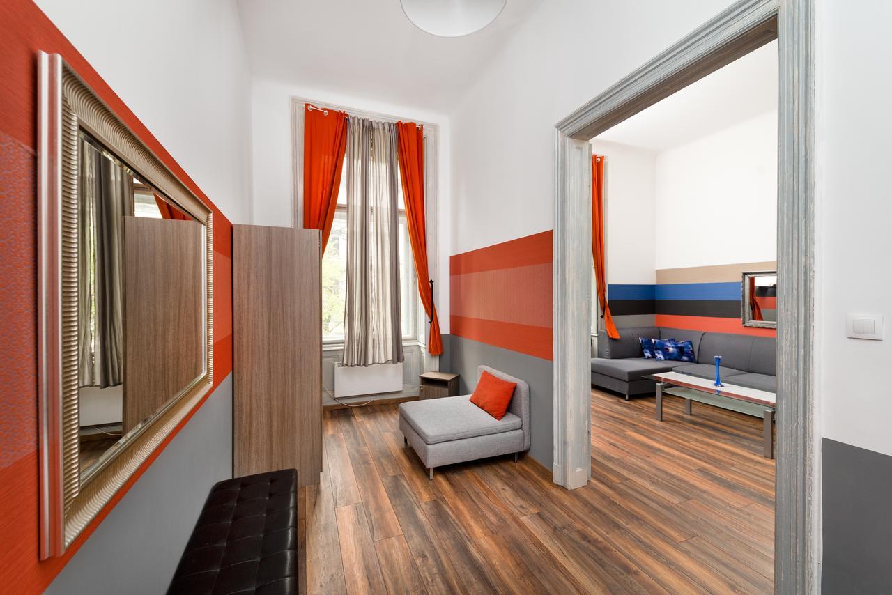 Two-Bedroom Apartment,645190893:JPEG