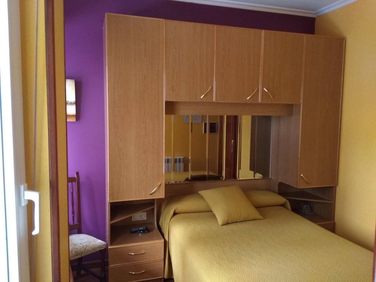 Single Room,645370611:JPEG