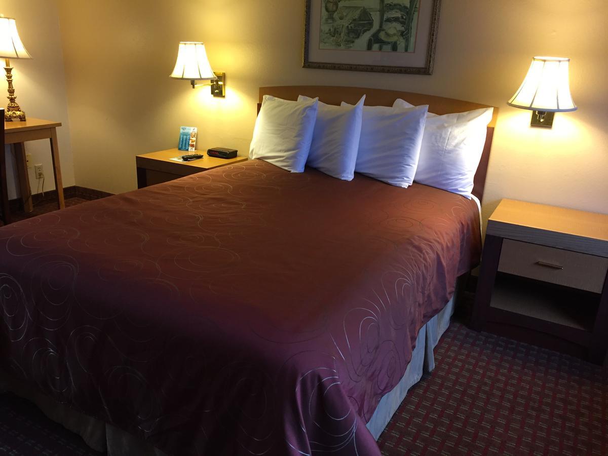 Queen Room Harbour View,690875733:JPEG