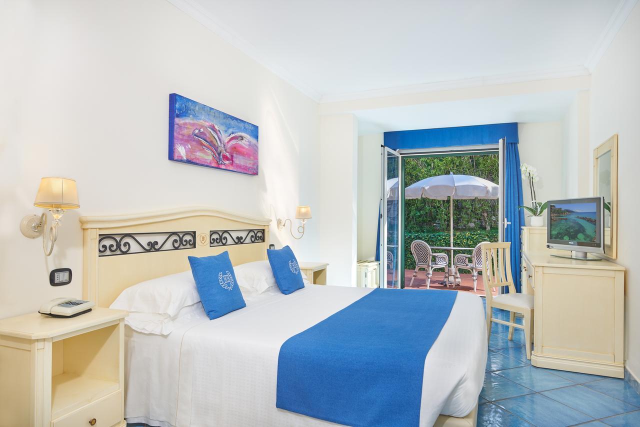 Double Room Garden View