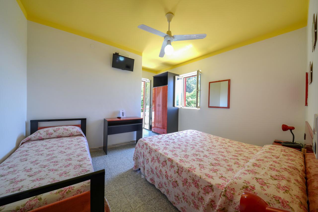 Double or Twin Room with Garden View,645530634:JPEG