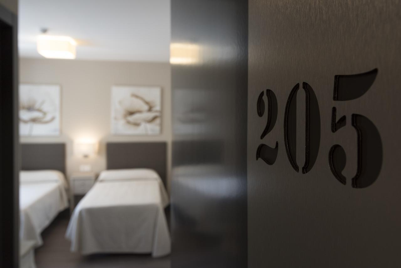 Double Room,665482026:JPEG