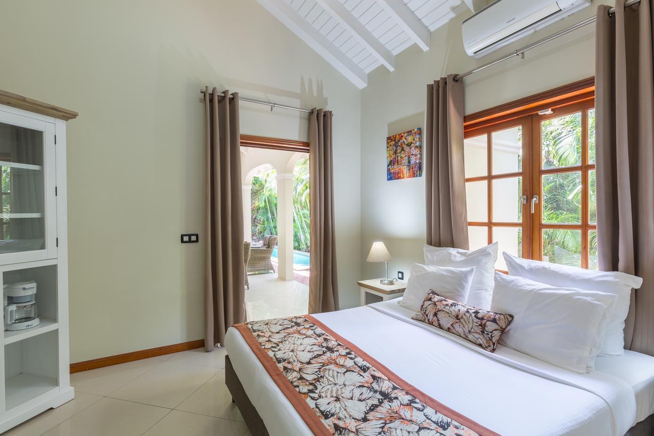 Three-Bedroom Villa,826497497:JPEG