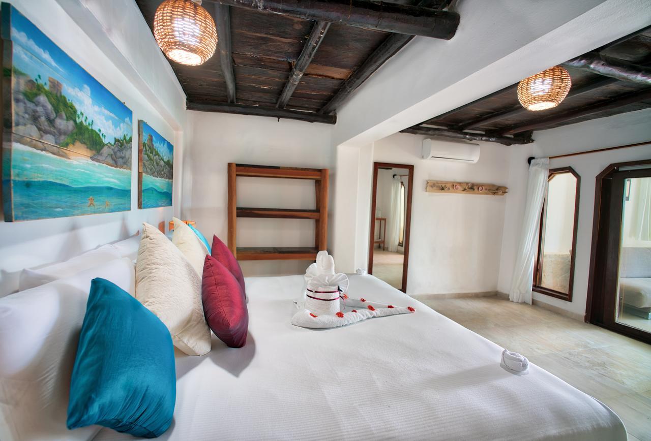 Beachfront Suite,645842085:JPEG