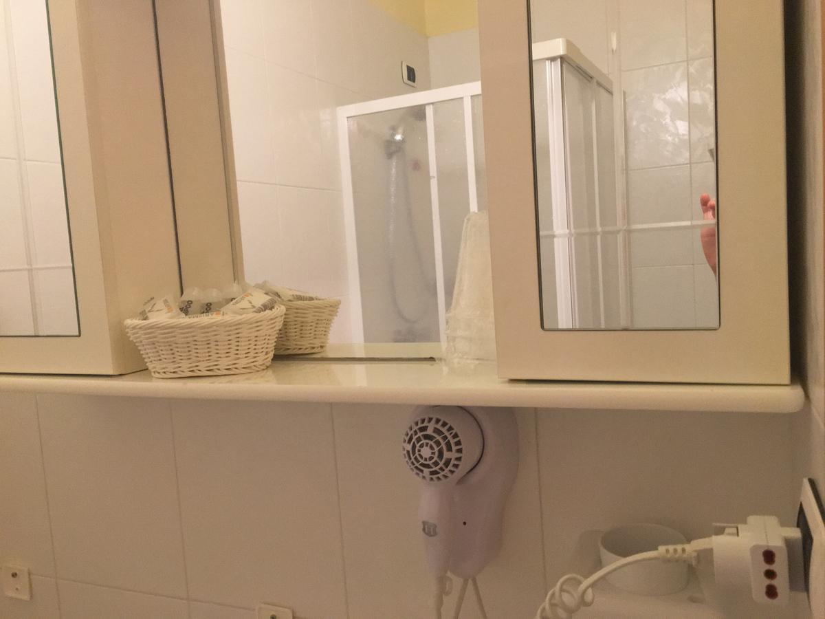 Double Room with Balcony,1347537305:JPEG