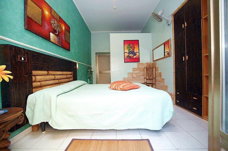 Double or Twin Room,1066688110:JPEG