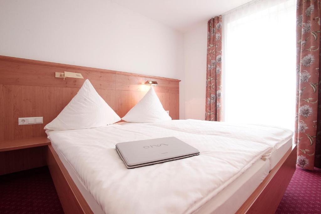 Comfort Single Room,170206203:JPEG