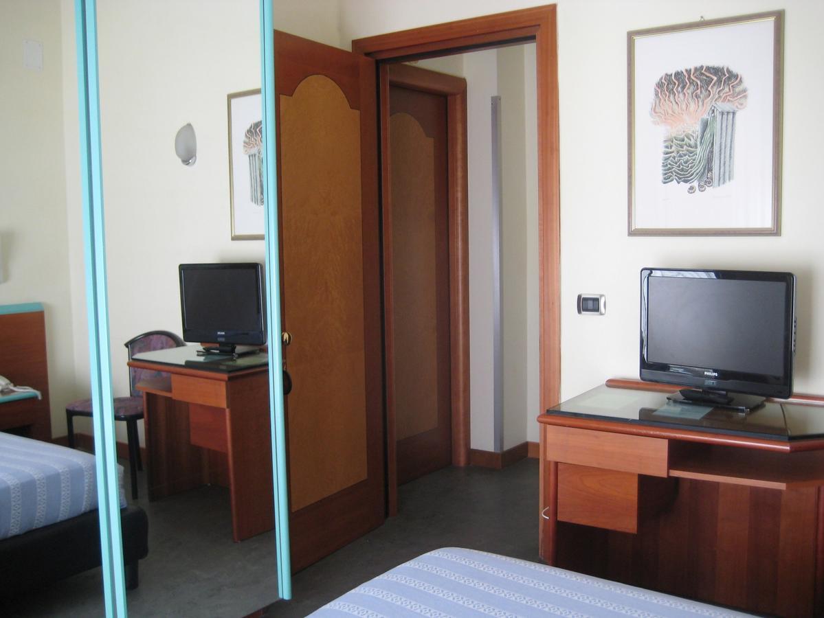 Quadruple Room Sea View,646083291:JPEG