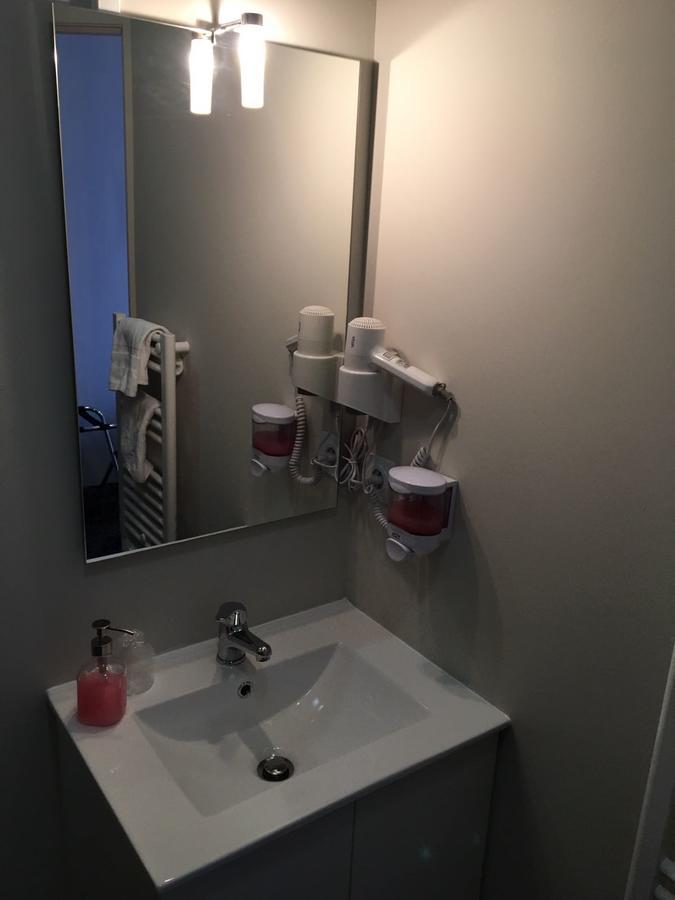 Budget Double Room,646235166:JPEG