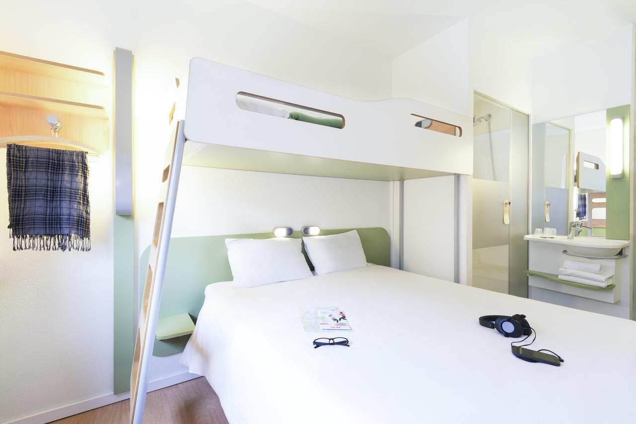 Triple Room One Double Bed One Bunk Bed