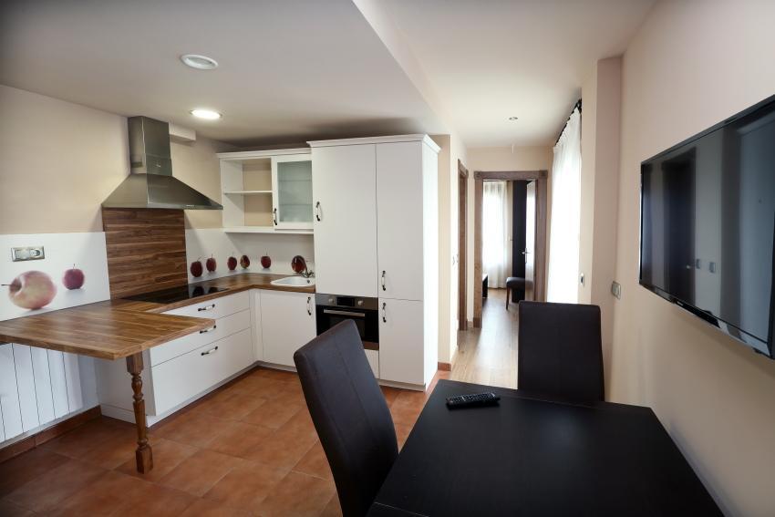 One-Bedroom Apartment,646841682:JPEG