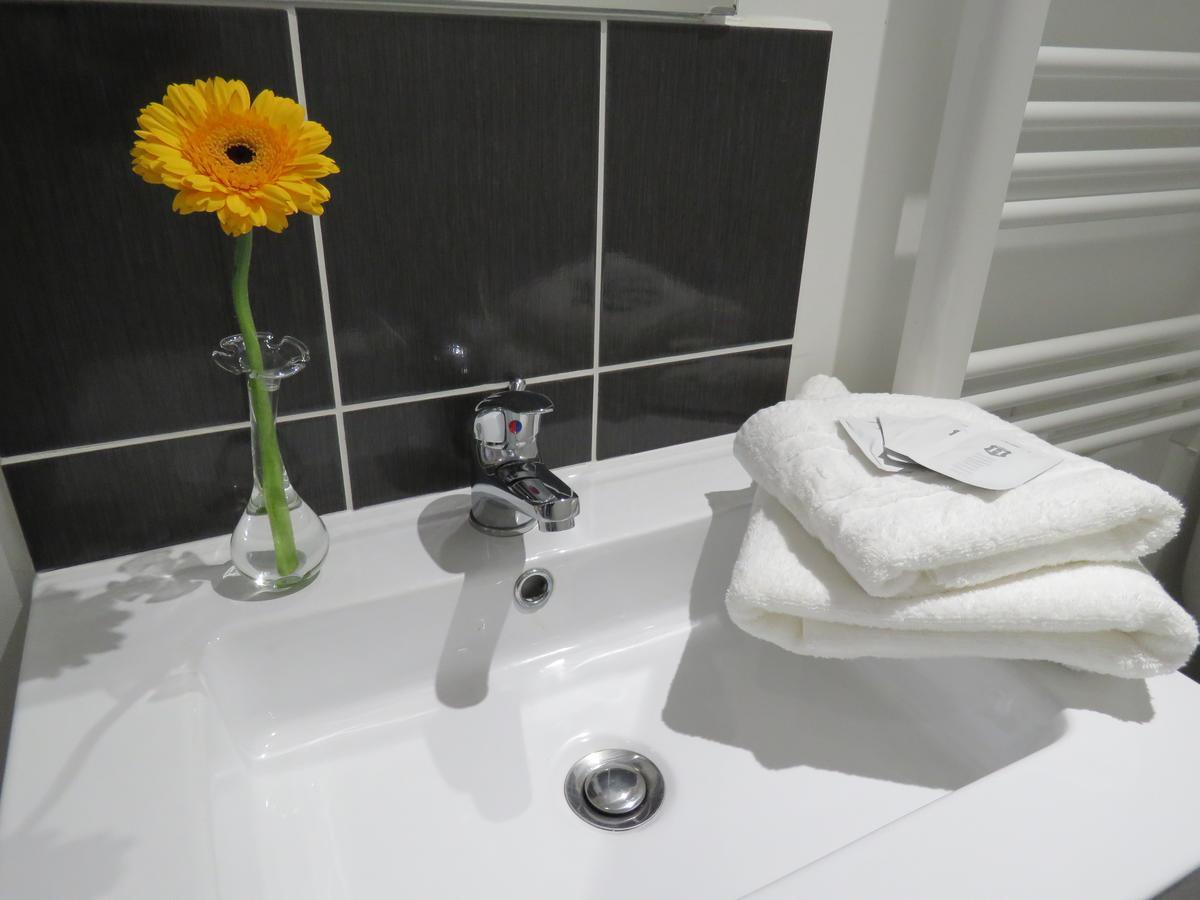Double Room,646847973:JPEG