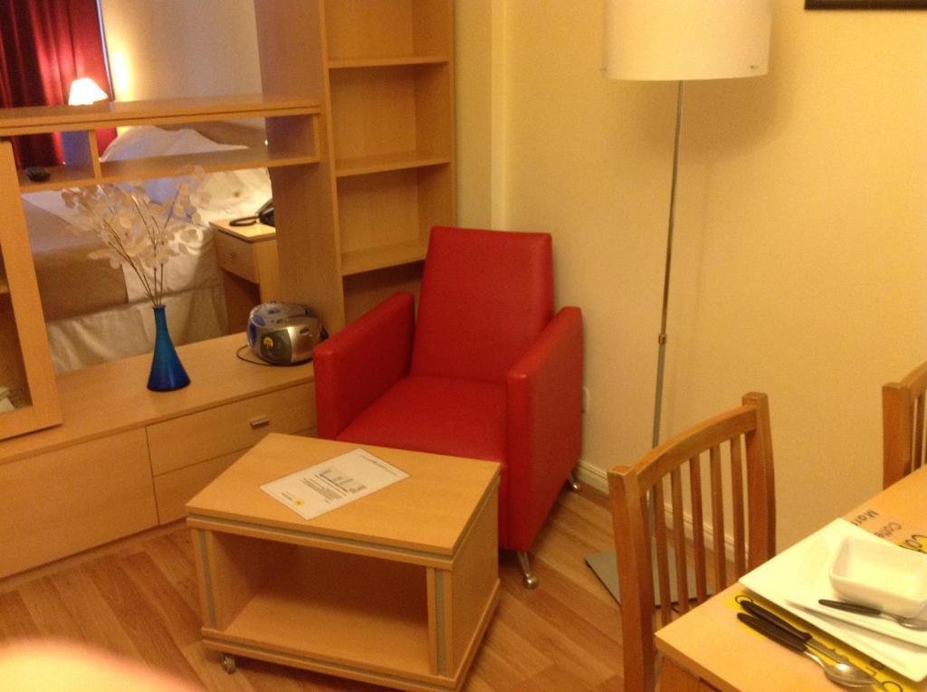 Studio Apartment