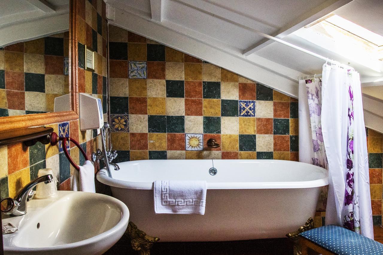 Double Room Bathtub,1182169033:JPEG