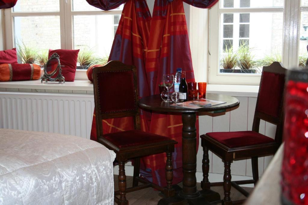 Standard Twin Room,66948112:JPEG